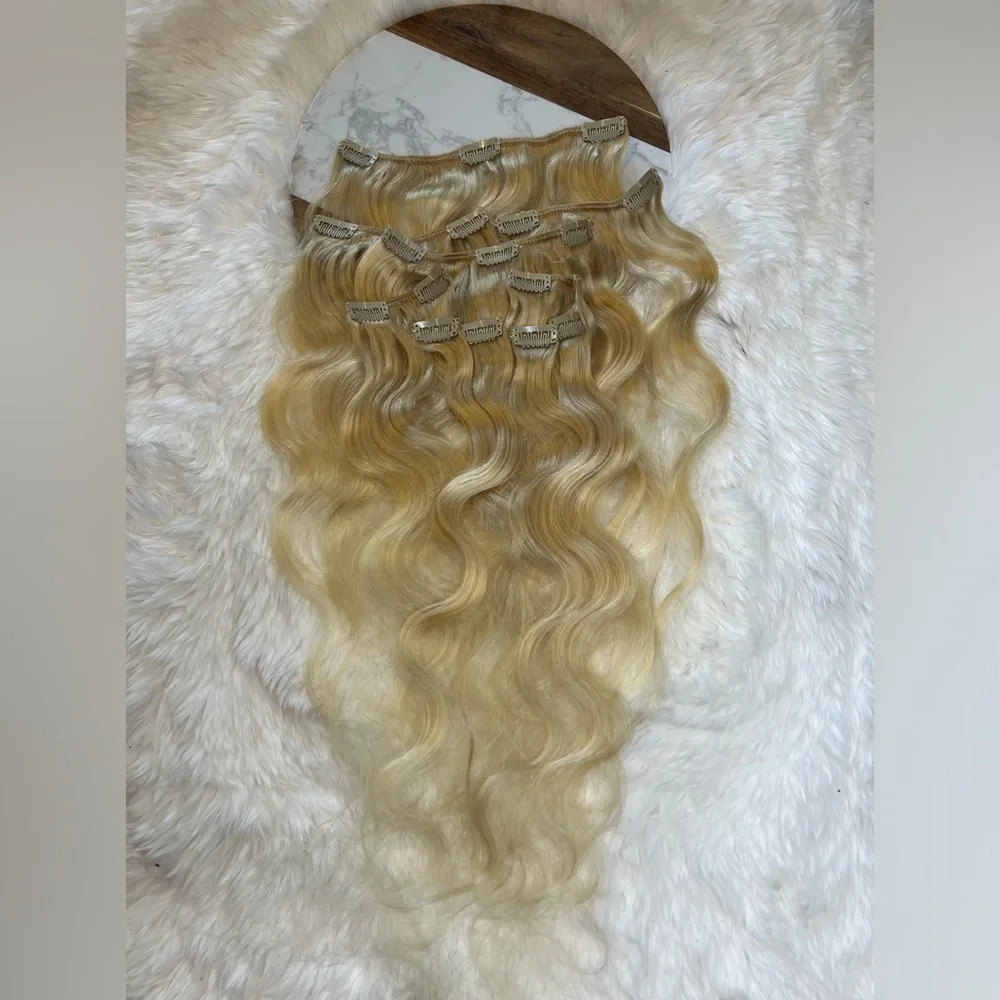 22 Inch 100% Human hair In  Light Blonde Clip in extensions #613  | Body… - Picture 4 of 9